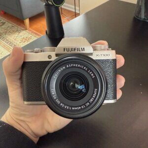 Fujifilm X-T100 Mirrorless Digital Camera 24.2MP with Kit Lens